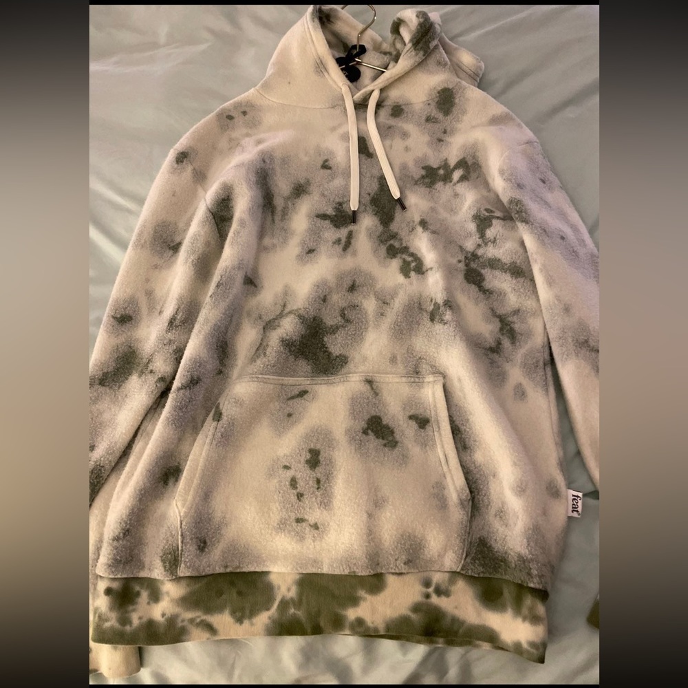 FEAT Blanket Blend Hoodie